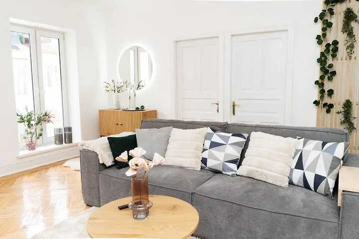Freedom Apartments In The Heart Of Lviv - Balabana Str And Svoboda Avenue