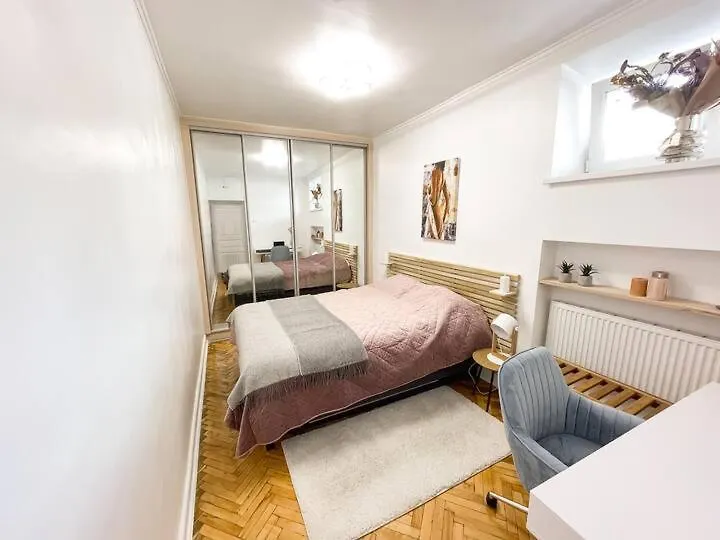 Freedom Apartments In The Heart Of Lviv - Balabana Str And Svoboda Avenue