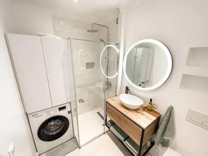 Freedom Apartments In The Heart Of Lviv - Balabana Str And Svoboda Avenue